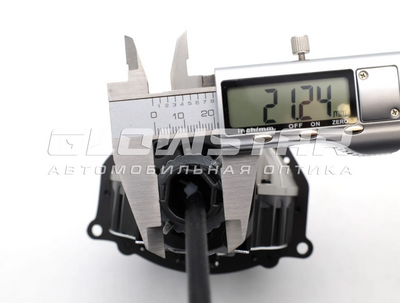 Светодиодная BI-LED линза AOZOOM A11 2025 3.0 дюйма, 2 чипа, 5500K, 12V, 56W/64W, крепление 3R и съемное гаечное (A11)